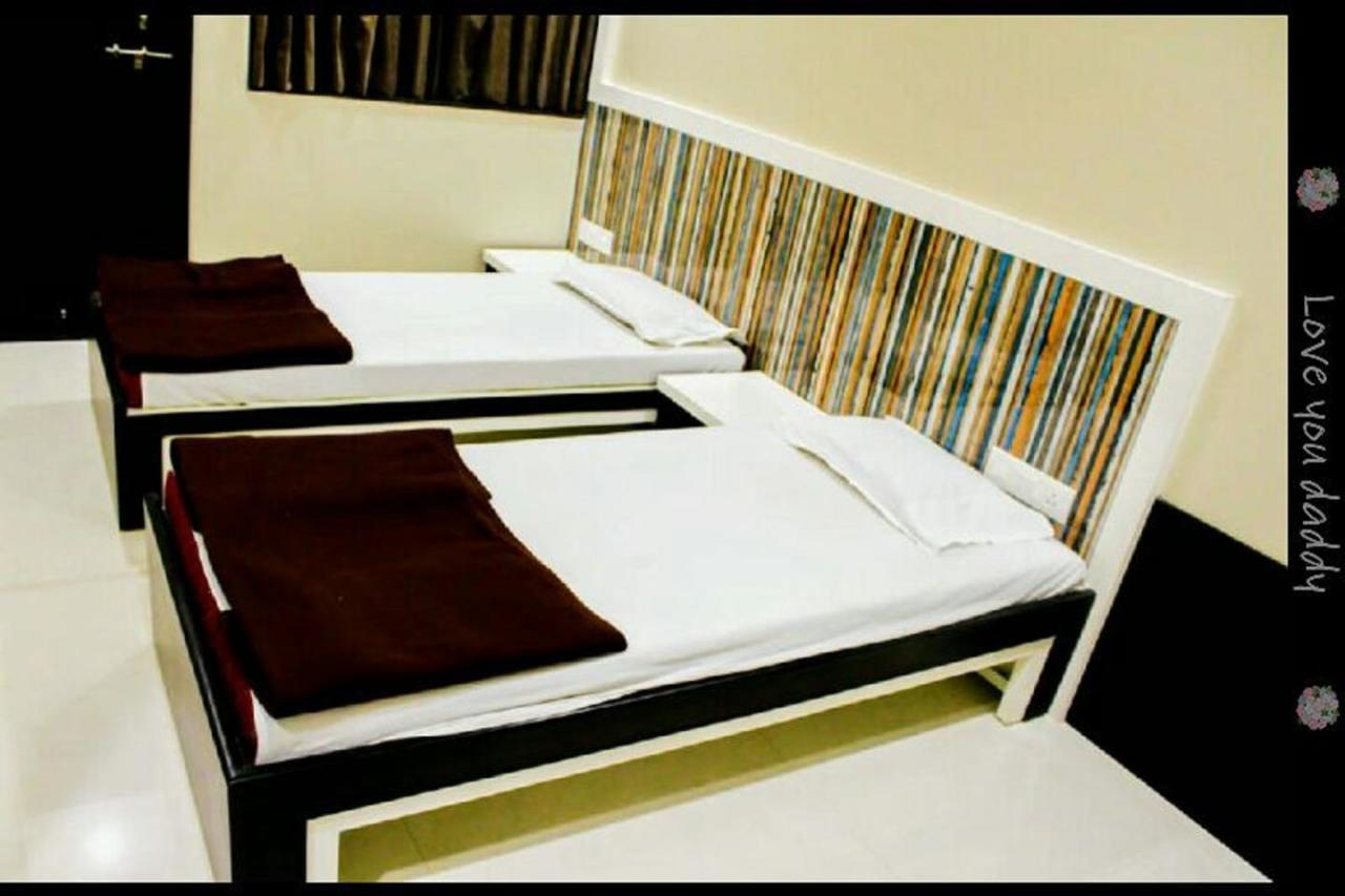 Hotel Oberoi Ahmednagar Exterior foto